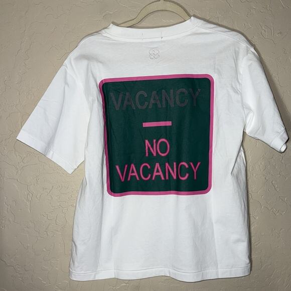 Care Tucker care casual Beverly Hills no vacancy graphic tee. NWOT. - Picture 5 of 8